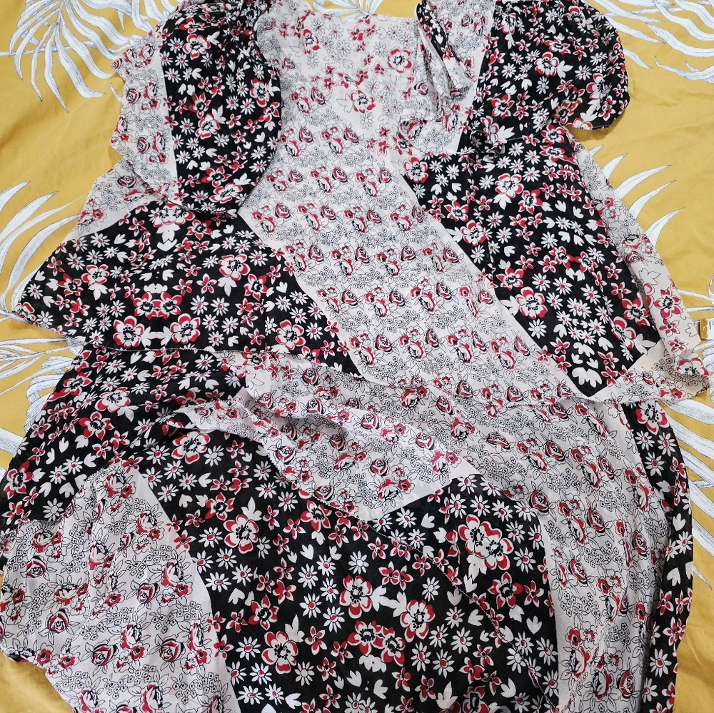 Rebecca Minkoff Red White Black Fleur Midi Dress Floral - Picture 7 of 7